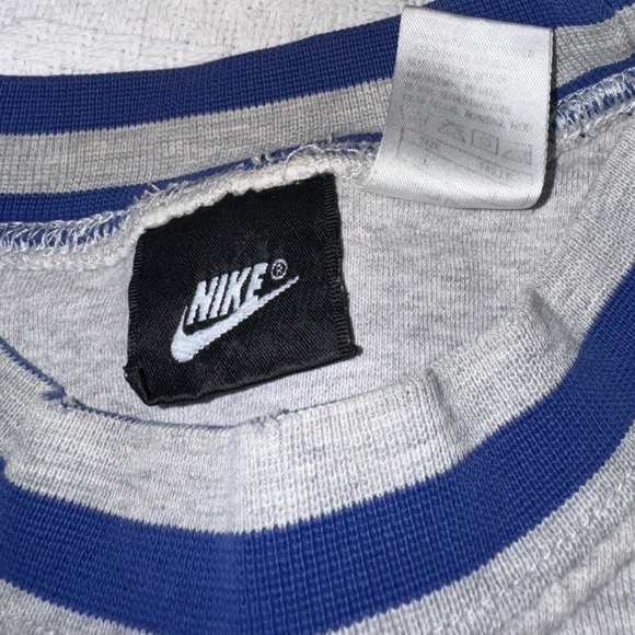 Large Grey and Blue Vintage Retro Nike Basketball Crewneck Sweatshirt Sweater - Picture 3 of 3